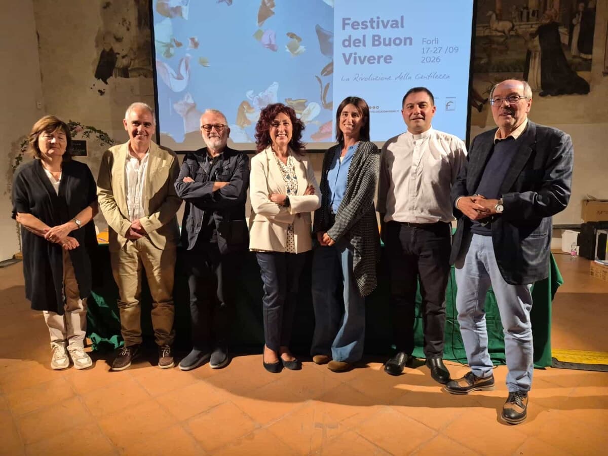 Ventiquattro incontri su adolescenti, digitale e rigenerazione urbana: al via la terza edizione di Dialoghi Forlivesi