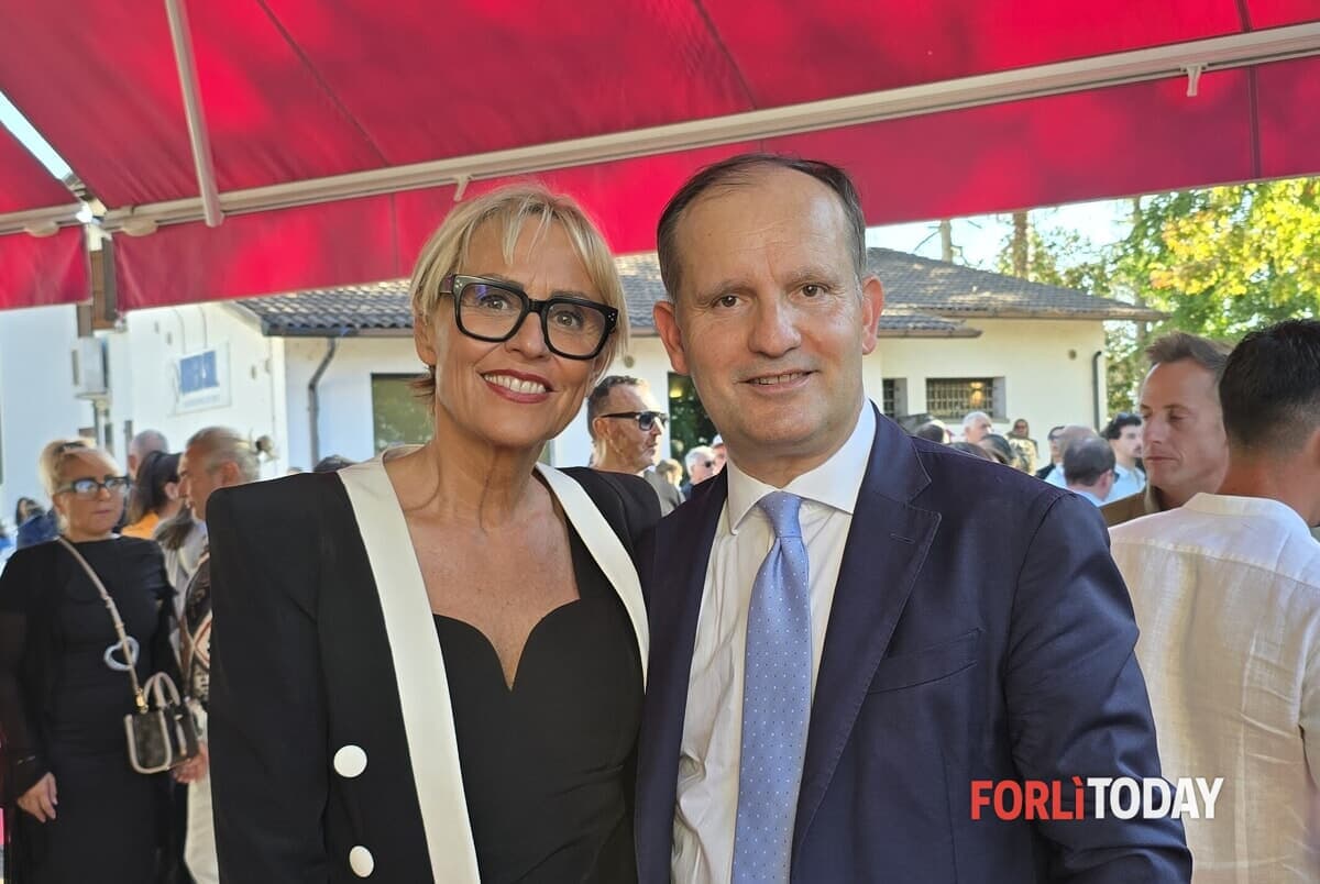 Moda e solidarietà a Meldola con la sfilata di "Cristina Altreidee"