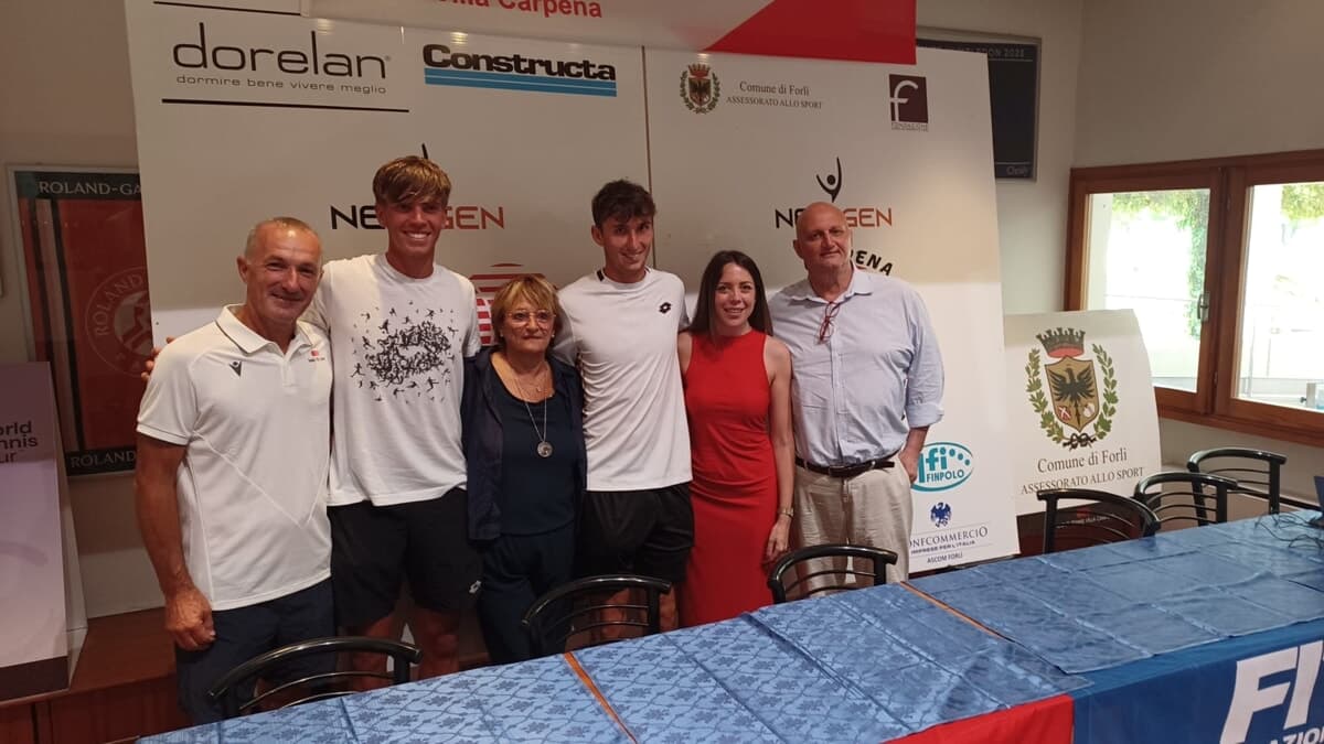 Il Tennis Villa Carpena si tinge d'azzurro: Bondioli, Caniato e Casadei guidano l'Italia ai Giochi del Mediterraneo